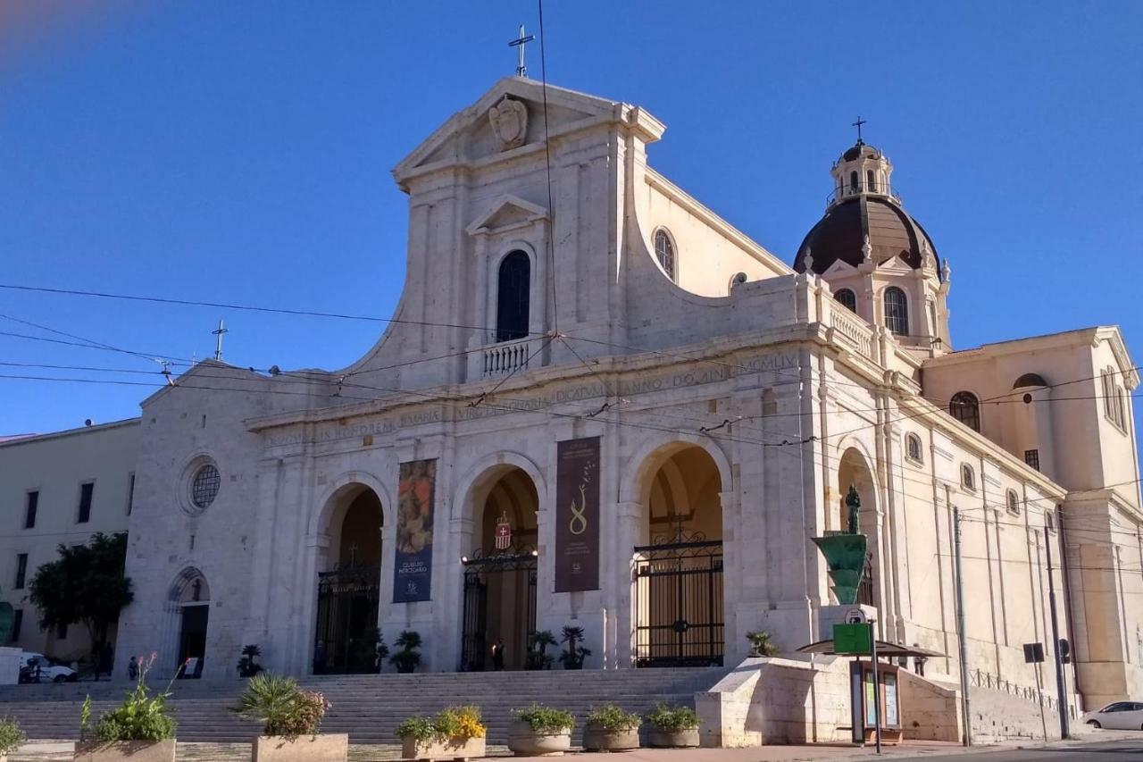 Casa Diaz Ξενοδοχείο Κάλιαρι Εξωτερικό φωτογραφία